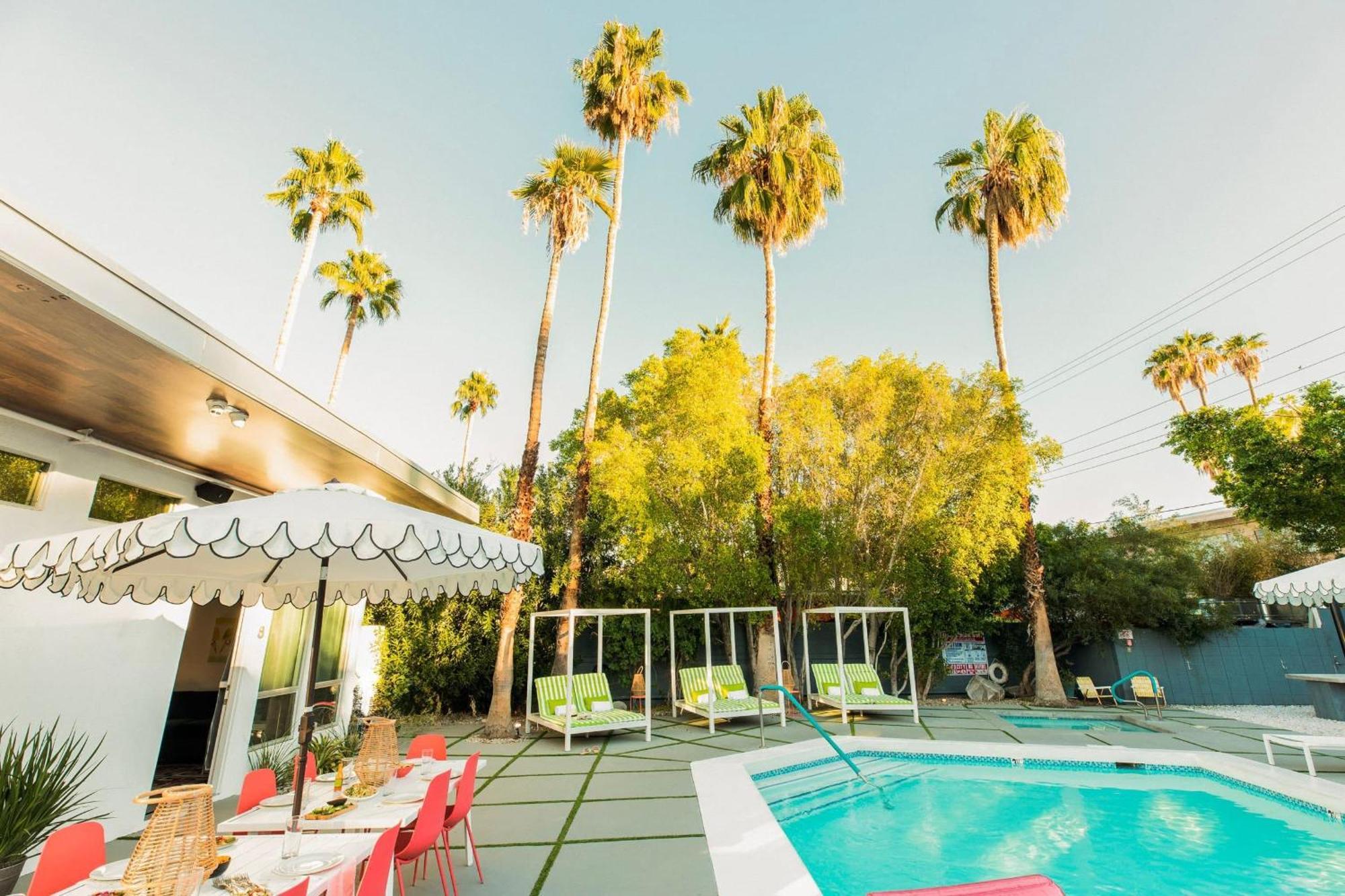 The Wesley Hotel By Avantstay Retro Spacious W Bbq Pool Spa Palm Springs Exterior photo