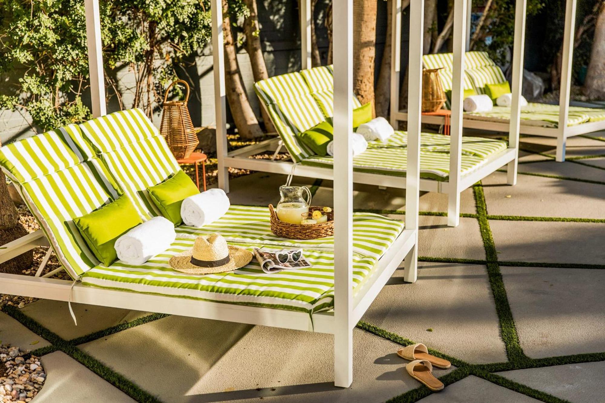 The Wesley Hotel By Avantstay Retro Spacious W Bbq Pool Spa Palm Springs Exterior photo