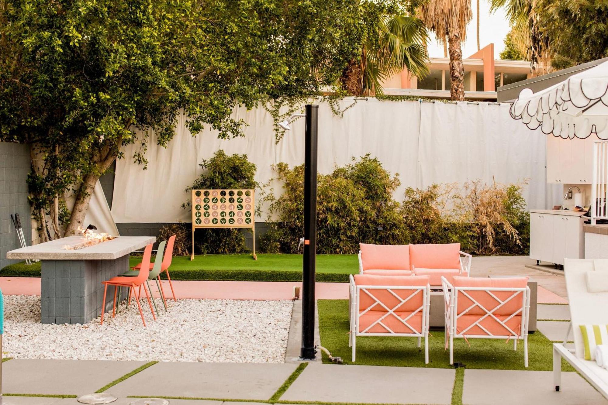 The Wesley Hotel By Avantstay Retro Spacious W Bbq Pool Spa Palm Springs Exterior photo