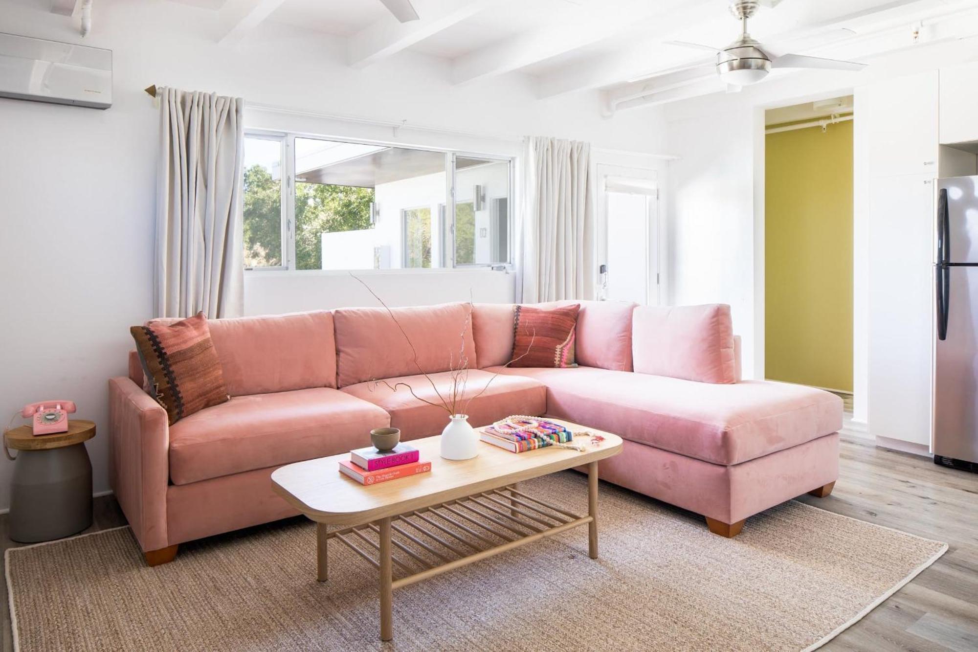 The Wesley Hotel By Avantstay Retro Spacious W Bbq Pool Spa Palm Springs Exterior photo